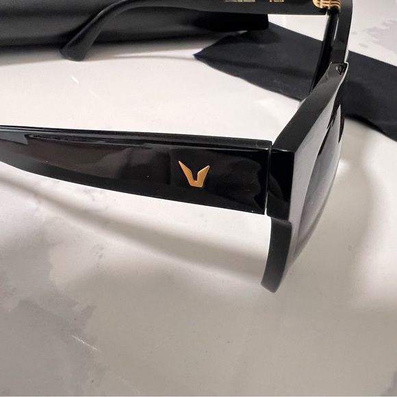 Gentle Monster Patti - Picture 3 of 5